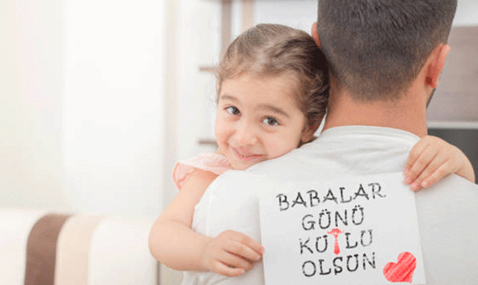 KLASİKLERDEN UZAK BABALAR GÜNÜ MESAJLARI 2026 💌 Duygusal, Komik, Kısa: Babanızın Karakterine En Uygun Babalar Günü Mesajı