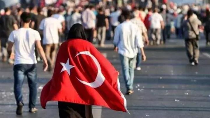 15 TEMMUZ RESMİ TATİL Mİ? 15 Temmuz 2026 hangi güne denk geliyor, kaç gün tatil?