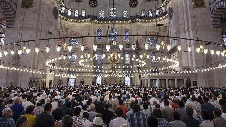 Üç aylar ne zaman başlıyor? 2026-2027 dini günler takvimi ile üç ayların ilki Recep ayının başlangıcı tarihi