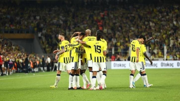 FENERBAHÇE – LYON MAÇI HANGİ KANALDA? UEFA Şampiyonlar Ligi Fenerbahçe – Lyon maçı ne zaman, saat kaçta, şifresiz mi?