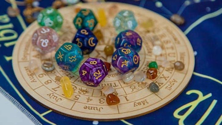 Günlük Burç Yorumları: Koç, Boğa, İkizler, Yengeç, Aslan, Başak, Terazi, Akrep, Yay, Oğlak, Kova, Balık burcunu bugün neler bekliyor?