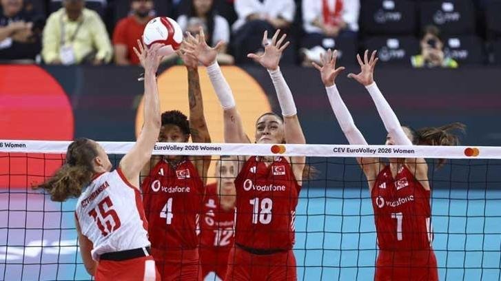 Türkiye-Azerbaycan 2026 Avrupa Şampiyonası son 16 turu maçı ne zaman saat kaçta hangi kanalda? Filenin Sultanları Avrupa Şampiyonası son 16 turu maçı canlı izle