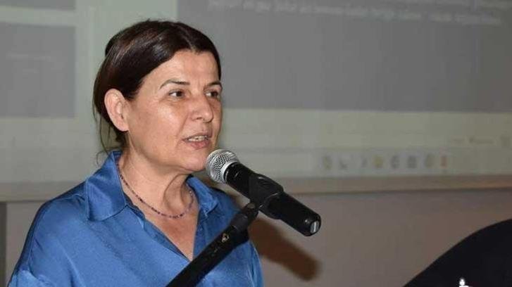 SANİYE BORA FIÇI KİMDİR? Foça Belediye Başkanı Saniye Bora Fıçı kaç yaşında, aslen nereli? Hayatı ve siyasi kariyeri…