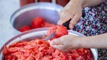 Kış hazırlığı yapanlar bunu yapmadan kavanozu kapatmıyor! Ne ekşime yapıyor ne küfleniyor
