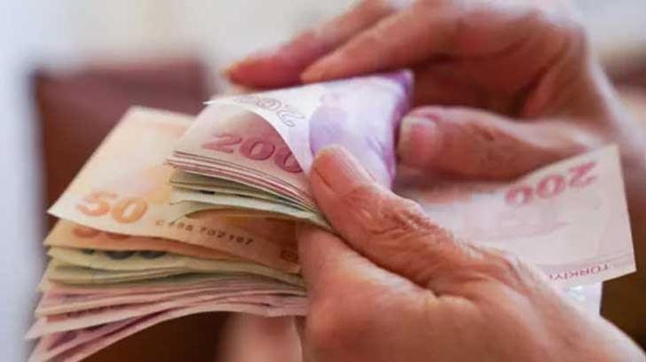 EKİM AYI EVDE BAKIM MAAŞI ÖDEMELERİ HESAPLARA YATTI MI? Evde Bakım Yardımı ödemelerine ilişkin Bakan Mahinur Özdemir Göktaş’tan açıklama geldi