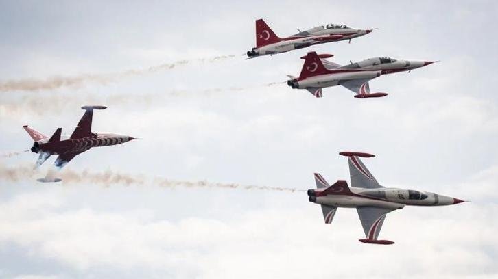 ATAMIZA SAYGI UÇUŞU! 29 Ekim Türk Yıldızları gösterisi nerede? 29 Ekim 2026 Ankara Türk Yıldızları gösteri uçuşu saat kaçta?